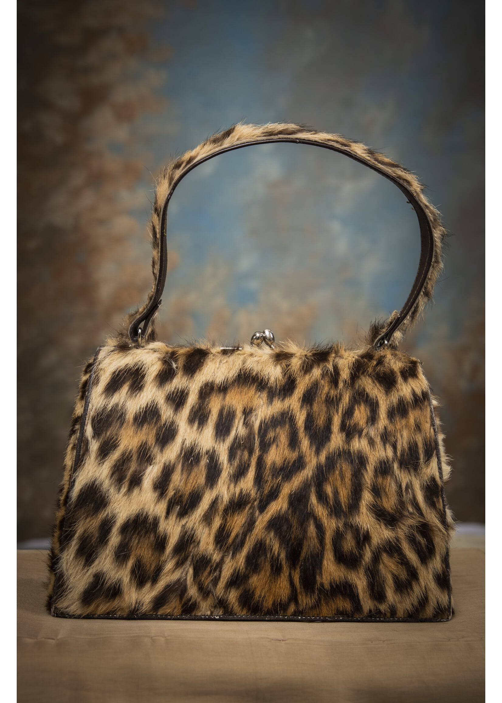 LEOPARD COAT & ACCESSORIES