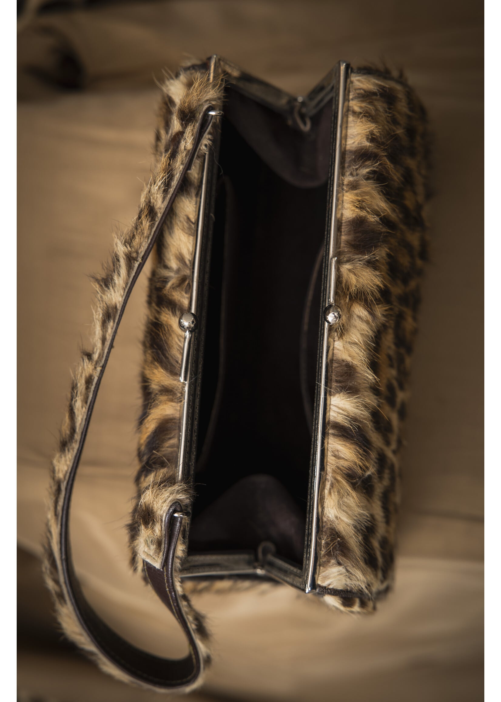 LEOPARD COAT & ACCESSORIES