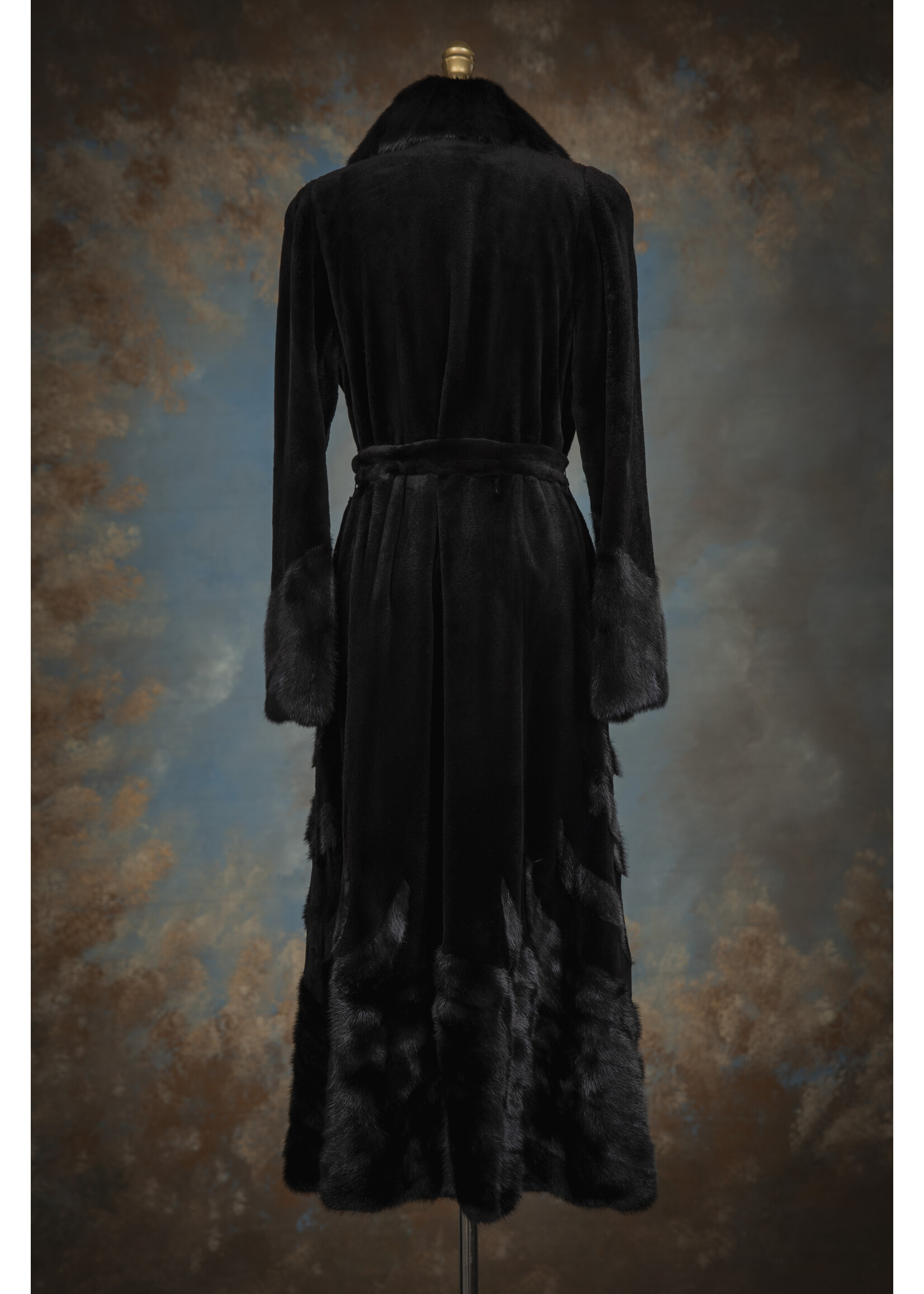 LONG SHEARED BLACK MINK COAT 6-8