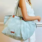 XL Feathers Canvas Tote - Le Papillon