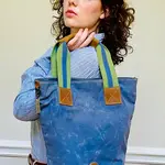 Lisbon Canvas Tote - Le Papillon