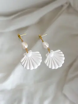 Seashell Drop Earrings White - AnnaBanana