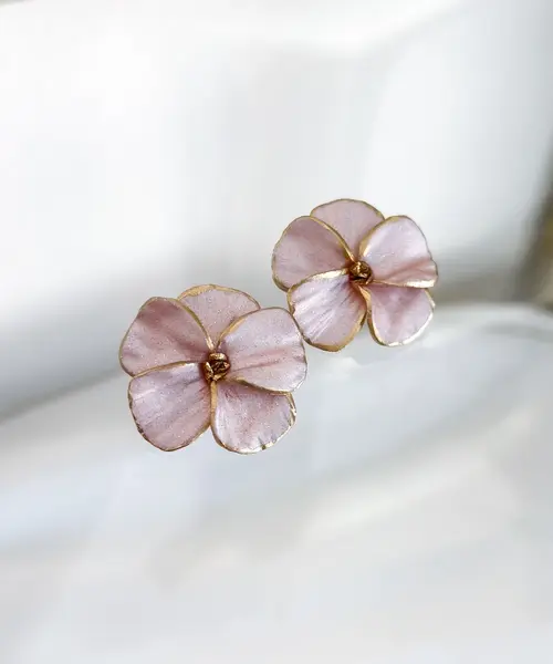 Poppy Statement Studs Rose Glitter - AnnaBanana