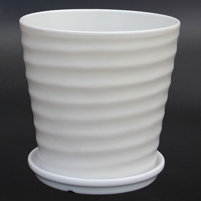 Pot Wavy Taper w/Saucer Lrg 6.75x6 Matte White/asst