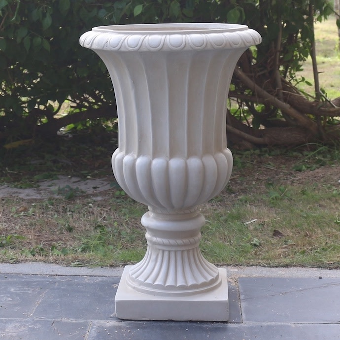 Pot/Urn Coventry Lrg 16x25 Asst