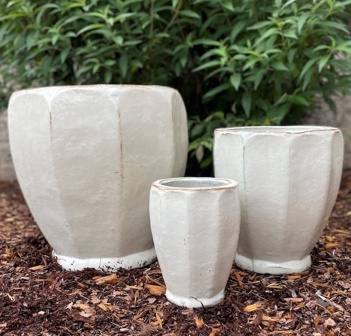 Pot Gabrielle Vase-shape Lrg 18x18 Asst