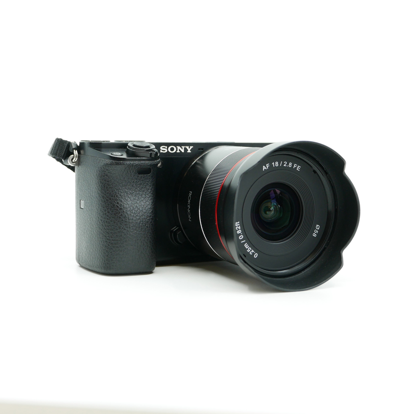 SONY Sony A6000 & Rokinon 18mm f/2.8 (Used)