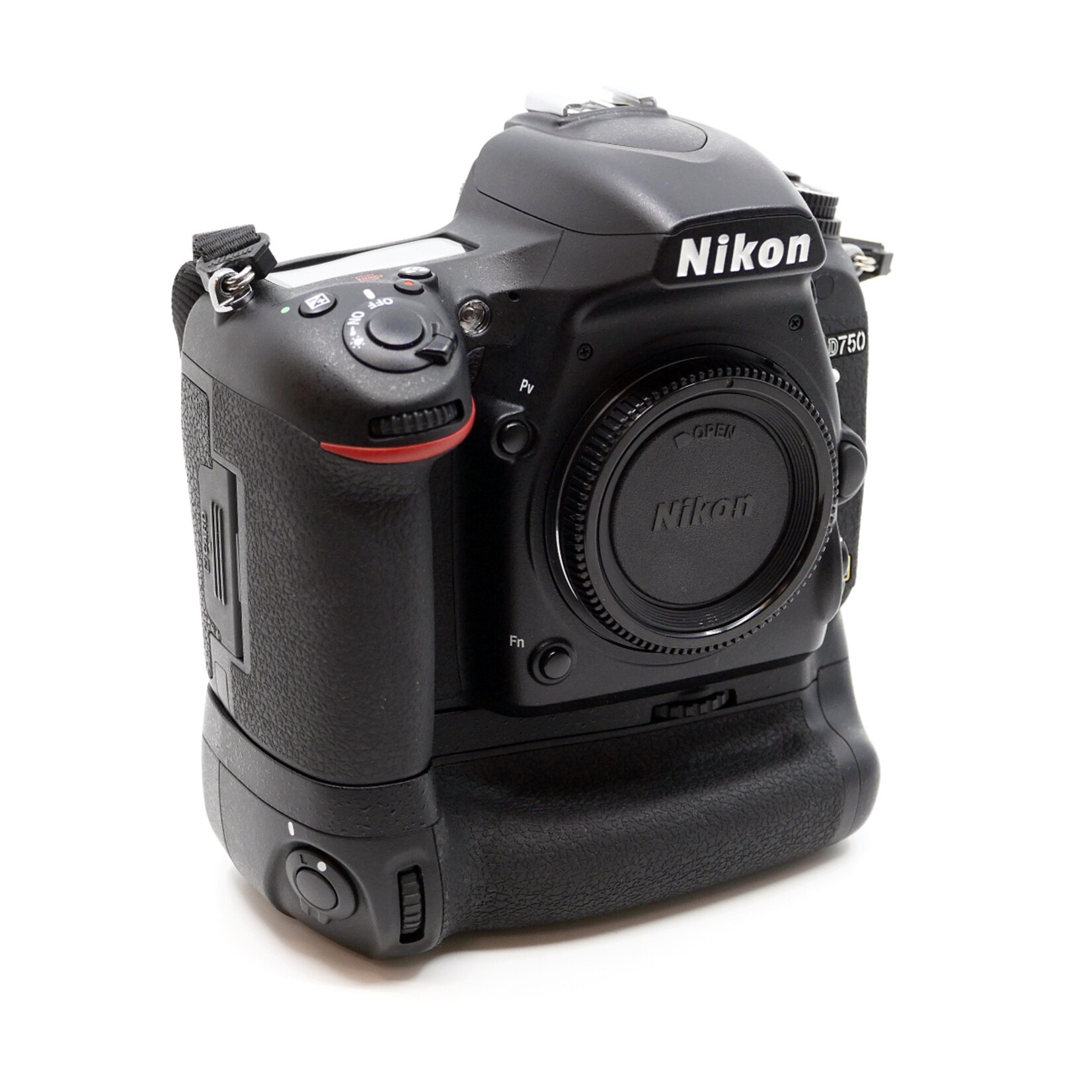 Nikon Nikon D750 w/MB-D16 Battery Grip (Used)