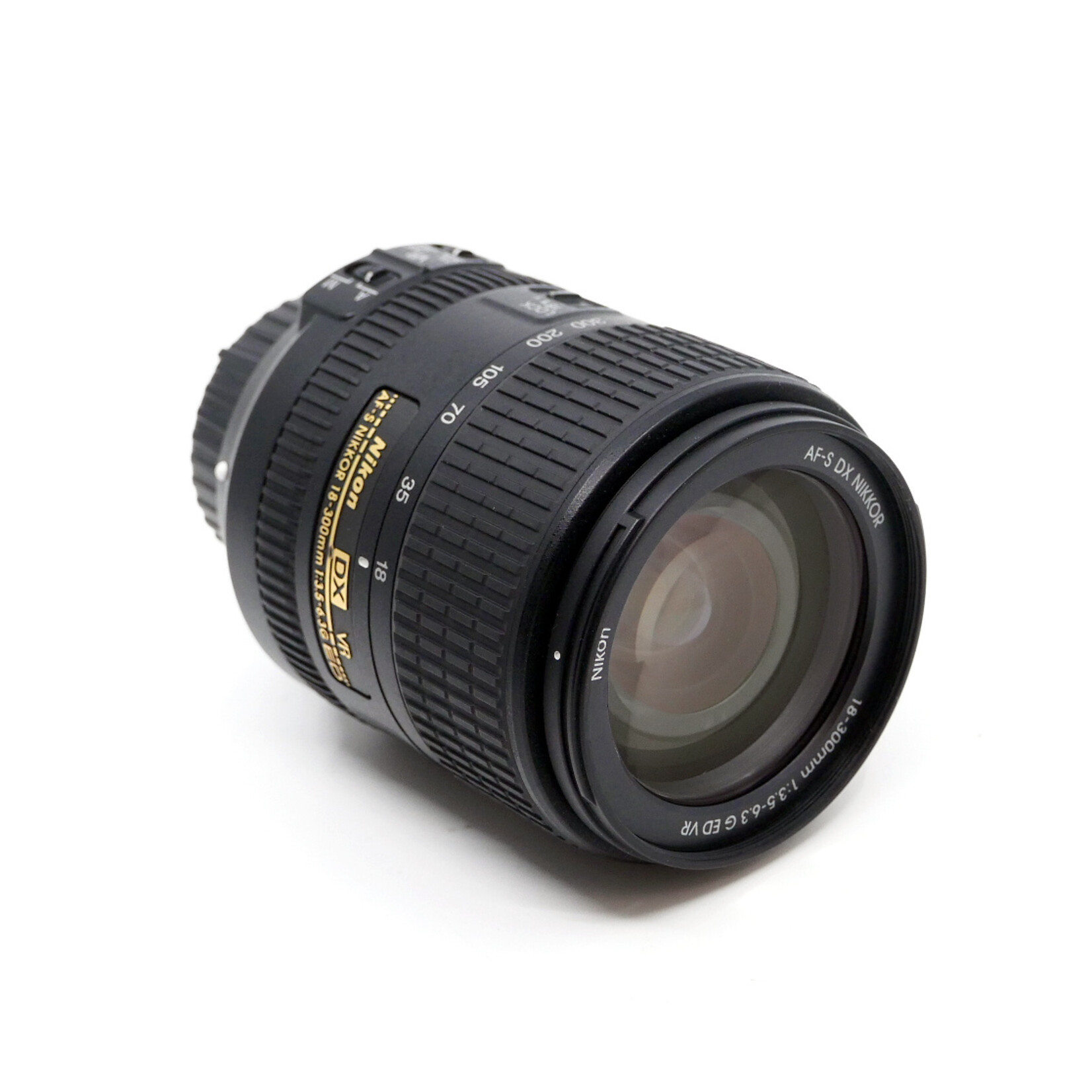 AF-S DX NIKKOR 18-300mm f/3.5-6.3　品レンズフード元箱はありません