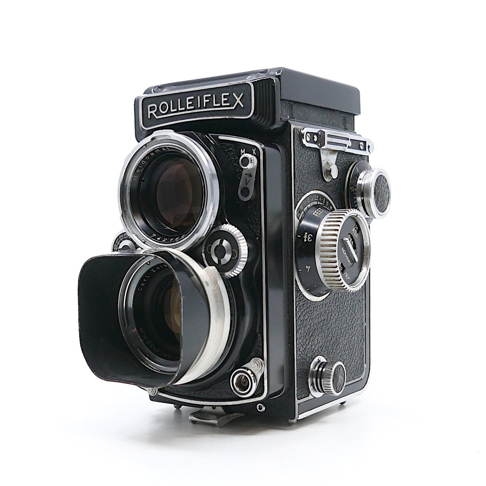 Rollei Rolleiflex 2.8D w/lens hood (Used)