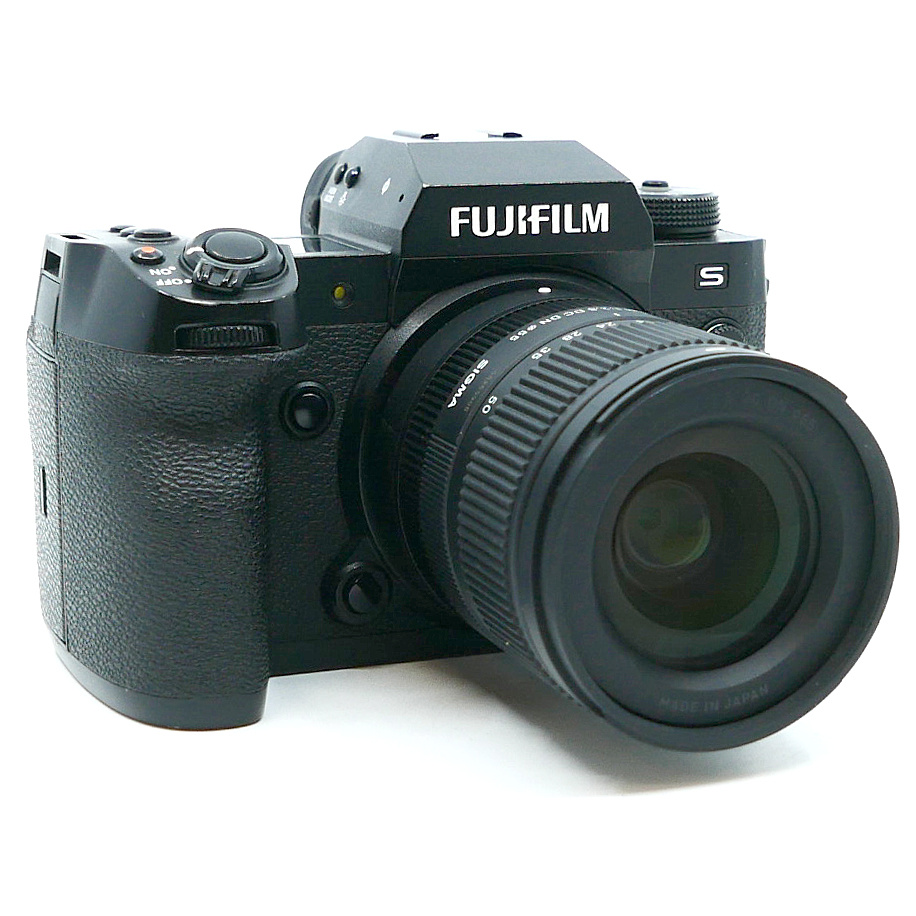 Fujifilm X-H2S Body, Black w/ Sigma 18-50mm f:2.8 DC DN (Used