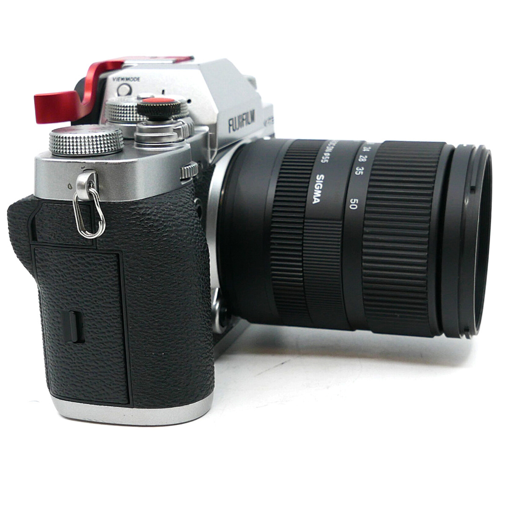 Fujifilm Fujifilm X-T3 w/ Sigma 18-50mm 2.8 Lens (Used)