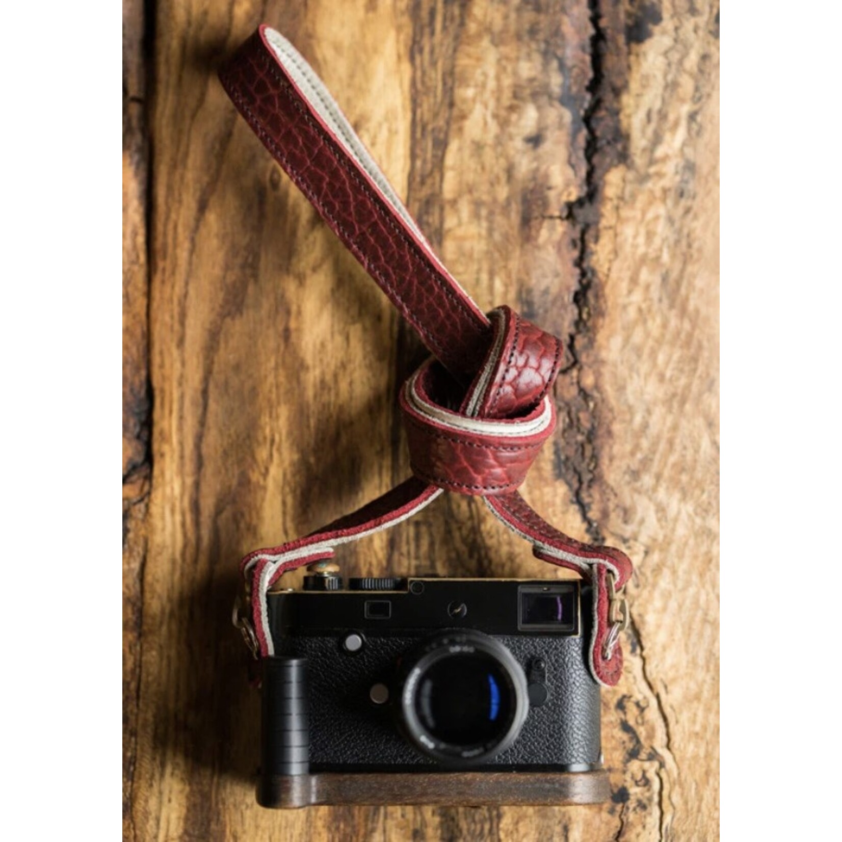 Hold Fast Classic American Bison Leather Neck Strap - Red / Hook with pad
