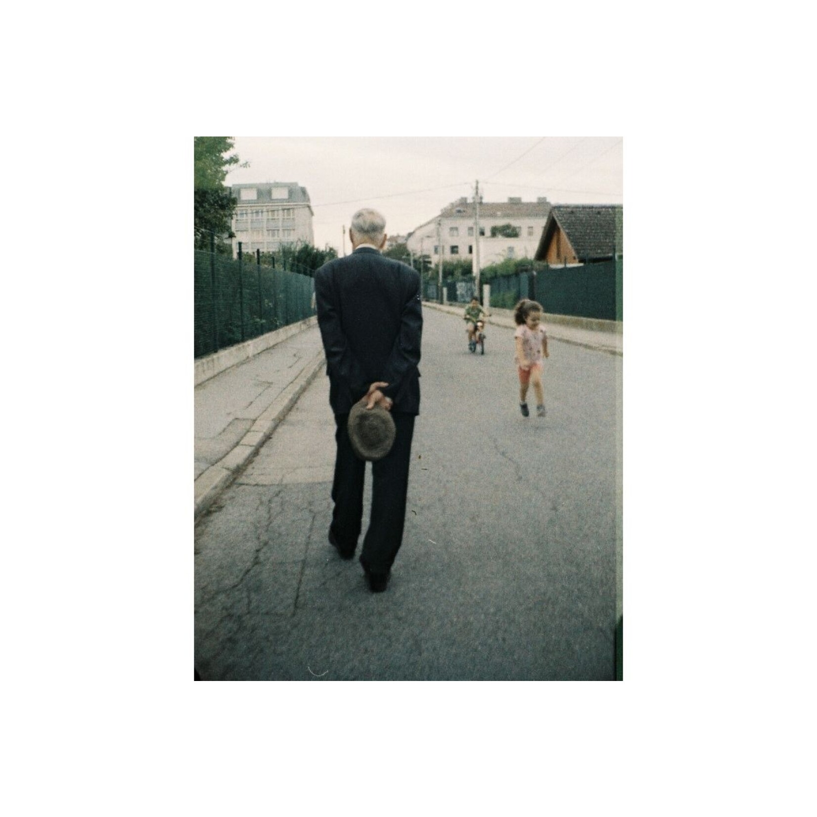 Lomography LomoChrome Color ’92 Sun-kissed 110 ISO 400