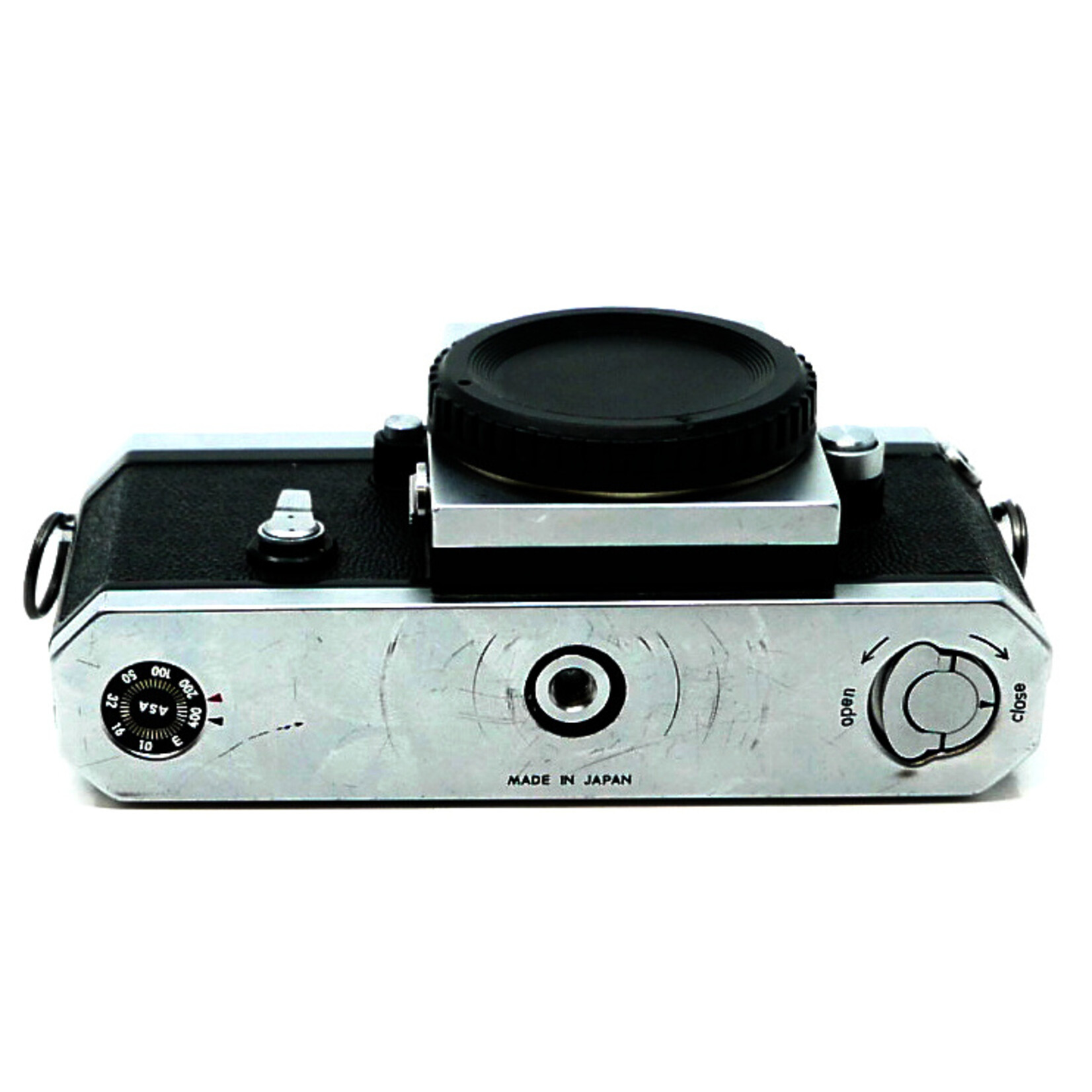 Nikon F body + *Waist Level Finder* - Pro Photo