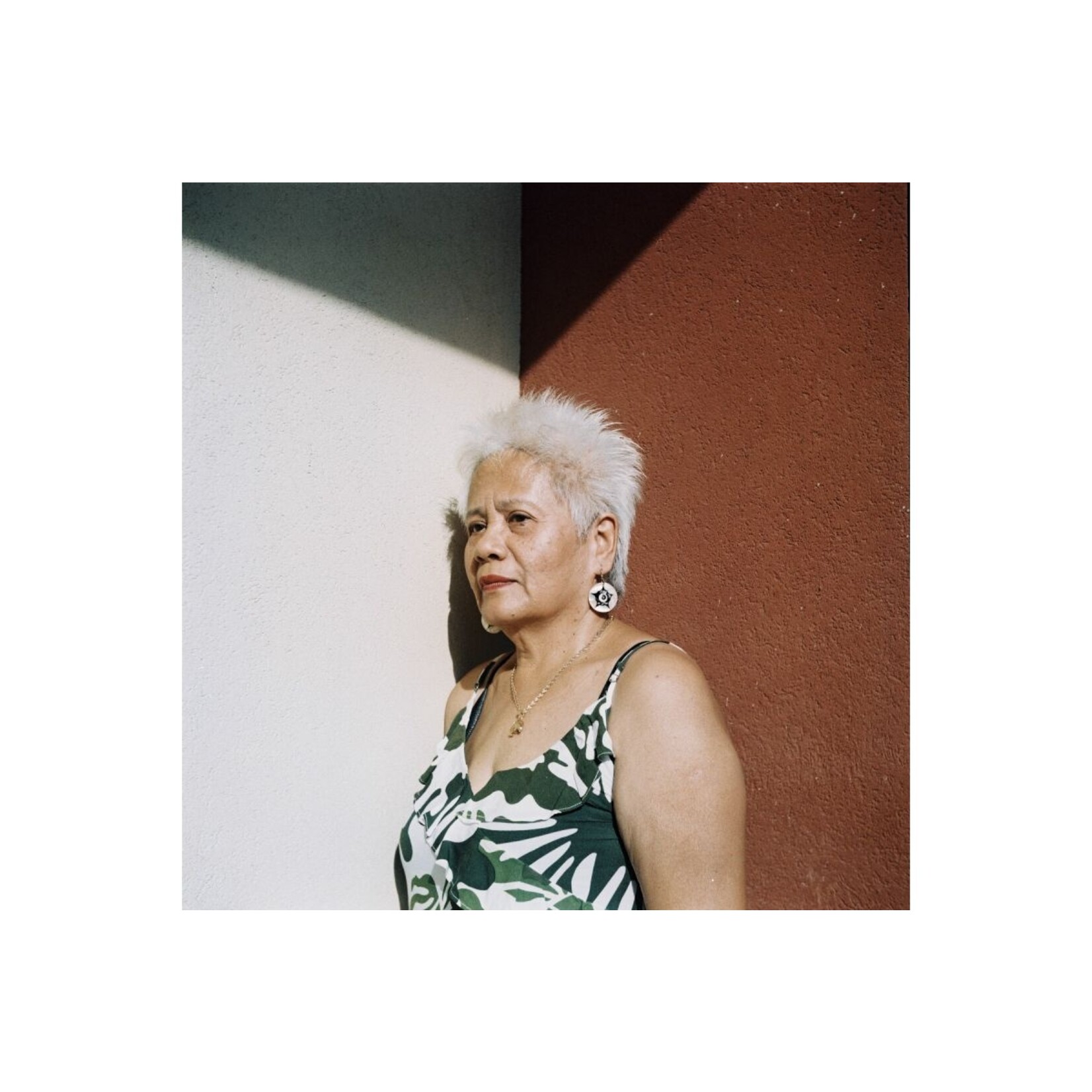 Lomography LomoChrome Color ’92 Sun-kissed 120 mm ISO 400