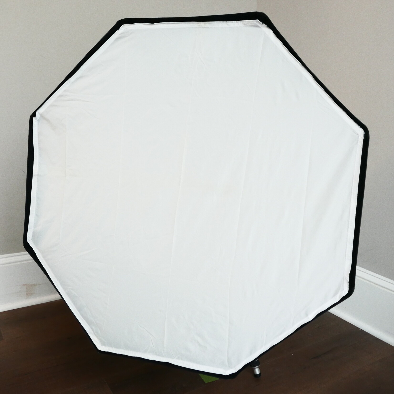 Paul C. Buff Paul C. Buff 32" Foldable Beauty Dish - Silver (Used)