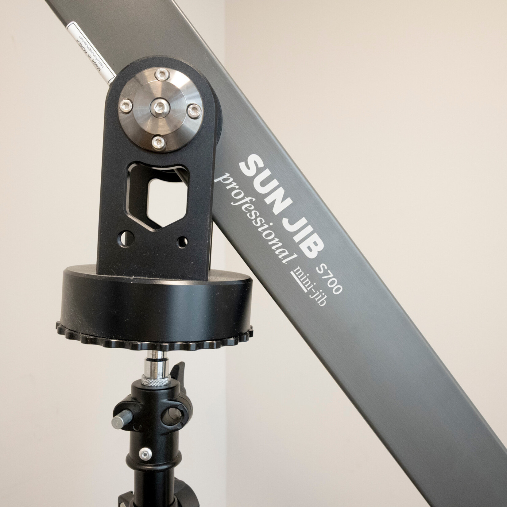 Konova Sun Jib S700 (Used) (w/ bag)