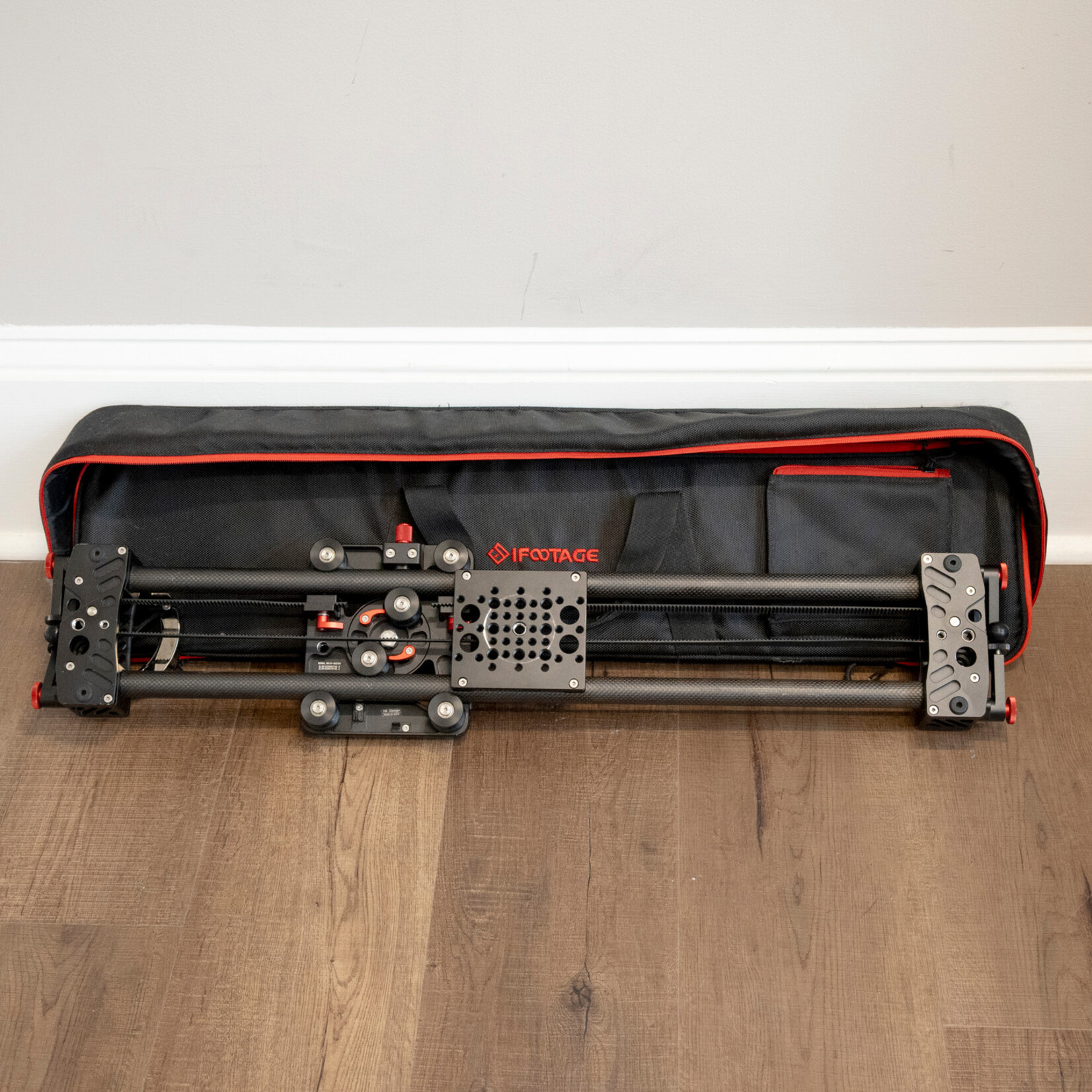 iFootage S1 Shark Carbon Fiber Slider (Used) (w/ bag)