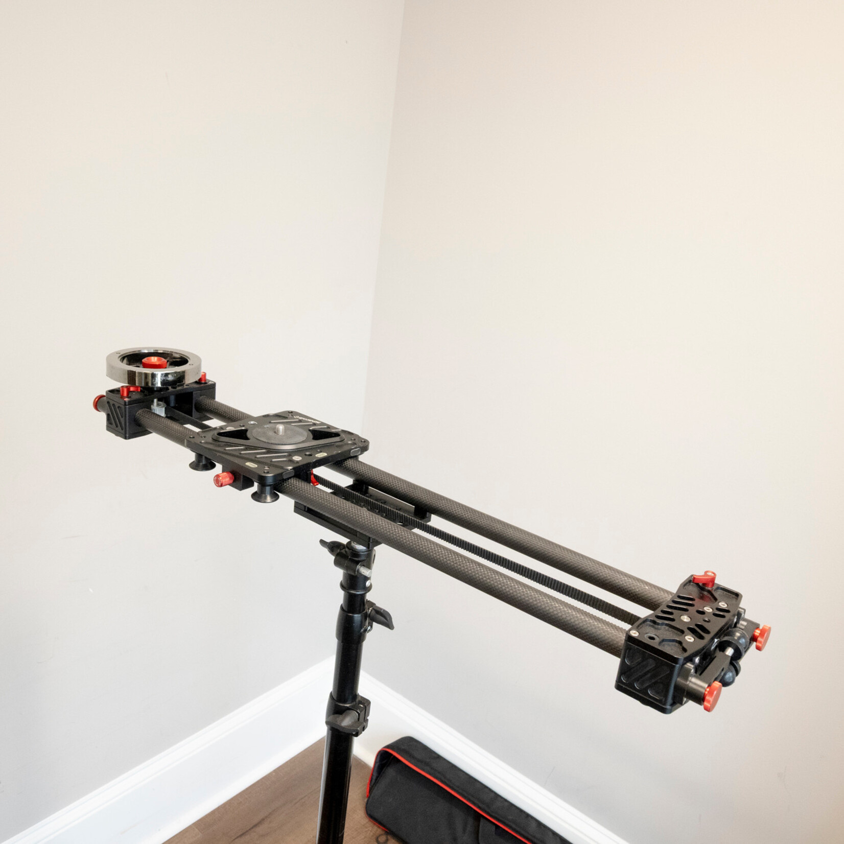 iFootage S1 Shark Carbon Fiber Slider (Used) (w/ bag)