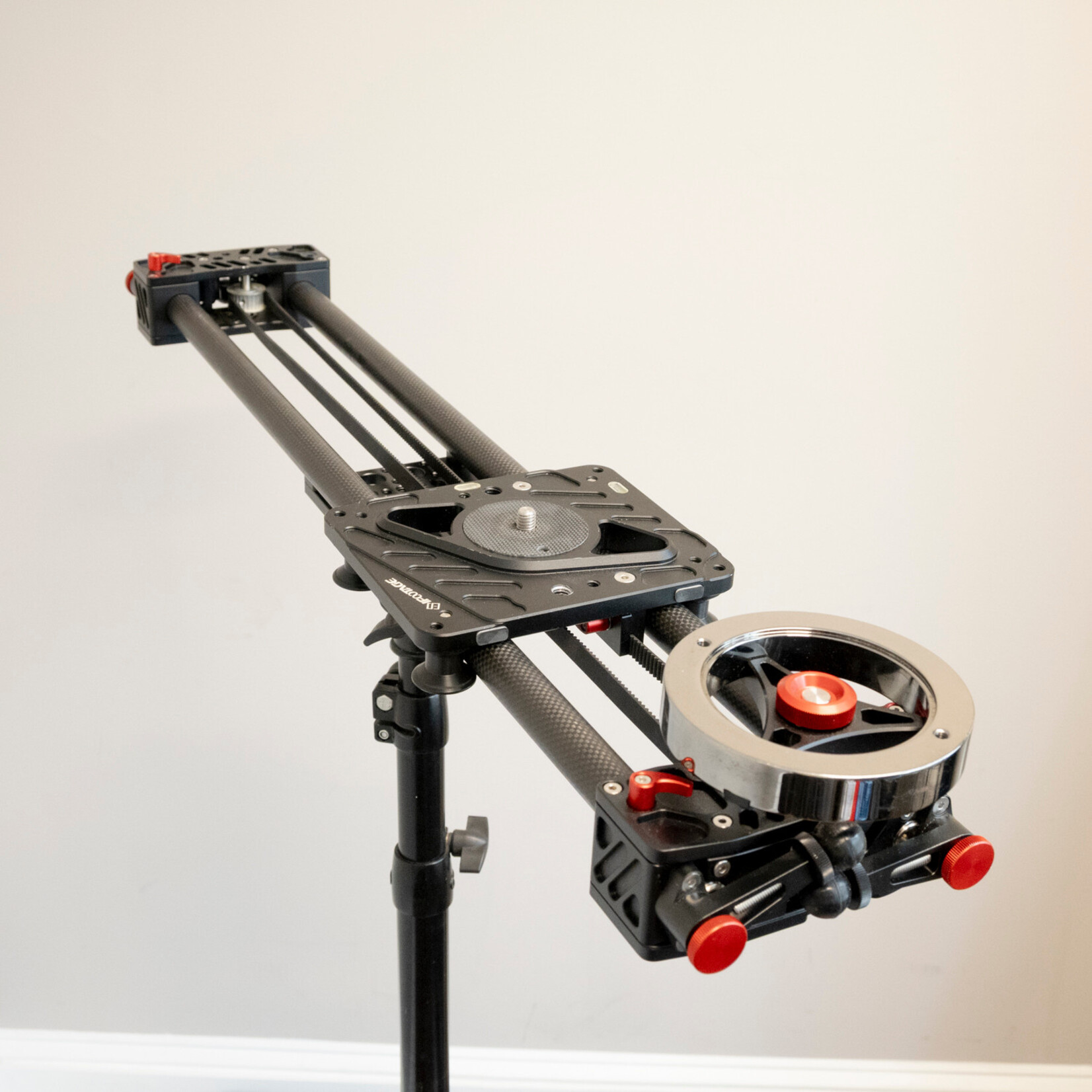 iFootage S1 Shark Carbon Fiber Slider (Used) (w/ bag)