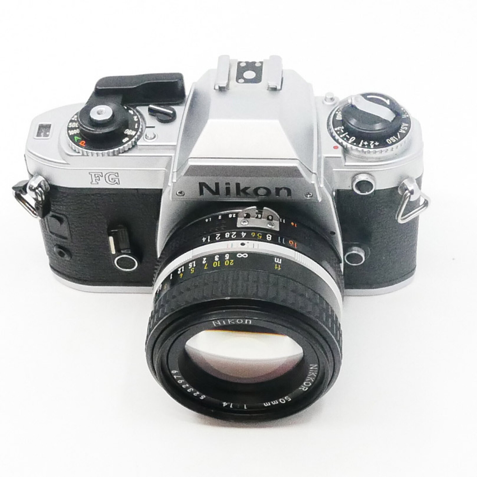 Nikon Nikon FG 35mm Film Camera w/Nikkor 50mm 1.4 AI-S Lens (Used)