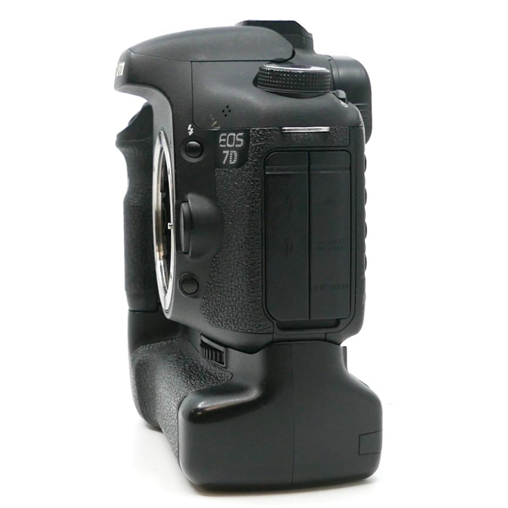 Canon Canon 7D w/BG-E7 Battery Grip (Used)