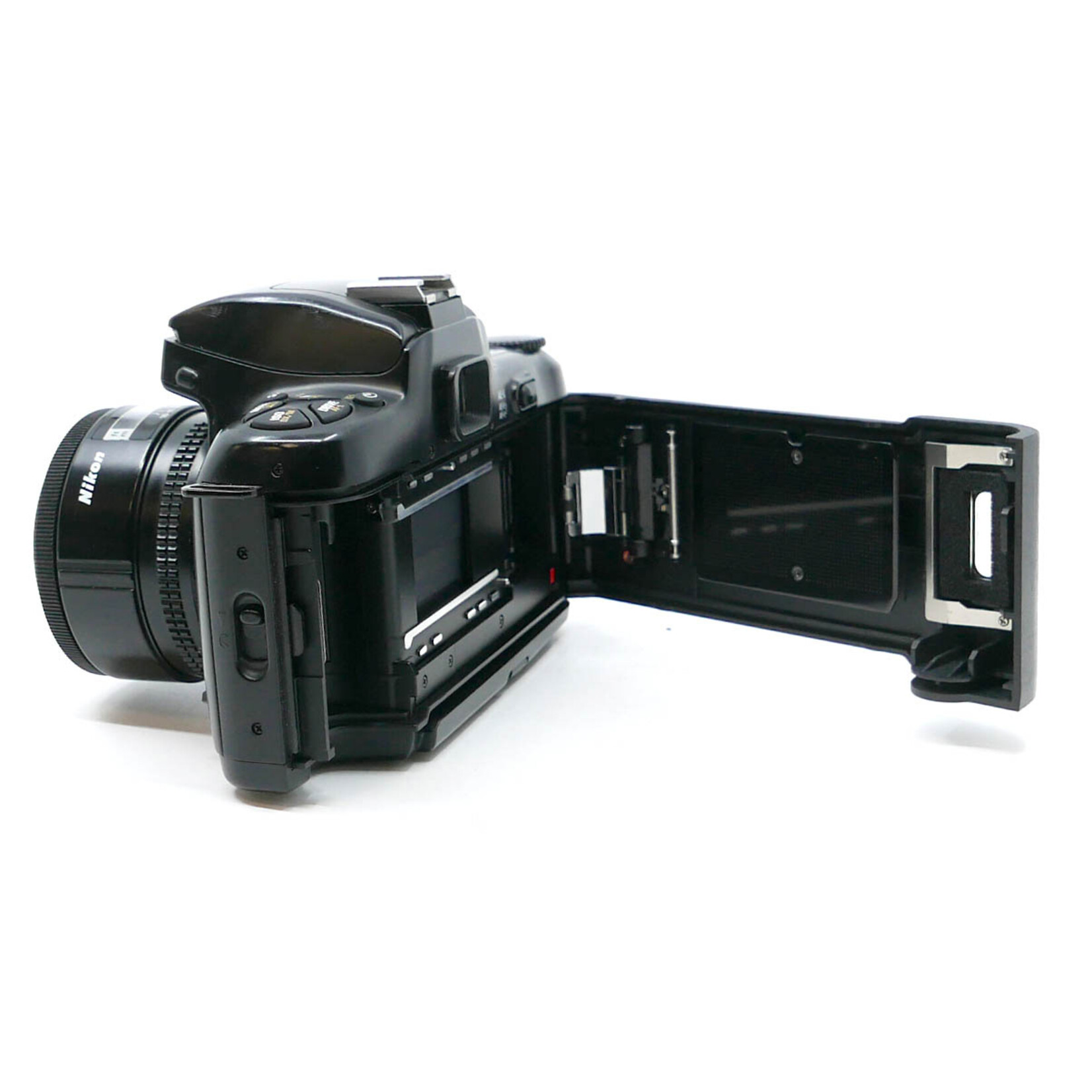 Nikon Nikon N6006 SLR w/ 50mm 1.4 AFD Lens (Used)