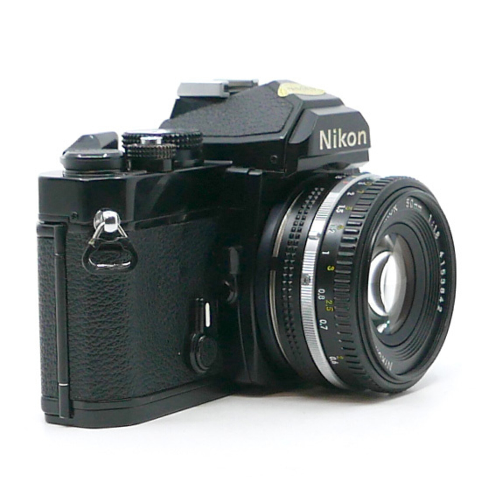 Nikon Nikon FM SLR camera BLACK w/50mm f1.8 Ais (Used)