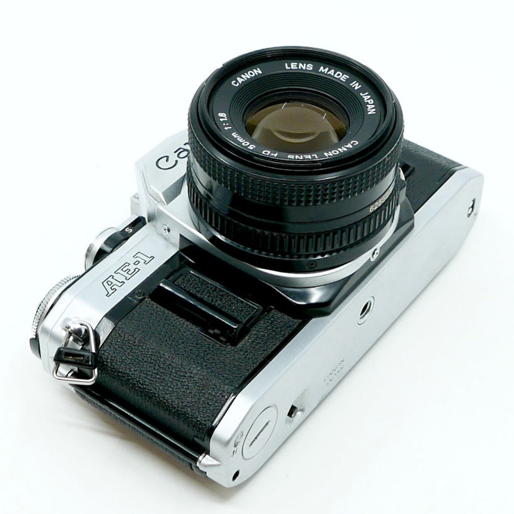 Canon Canon AE-1 35mm Camera w/FD 50mm 1.8 (Used)