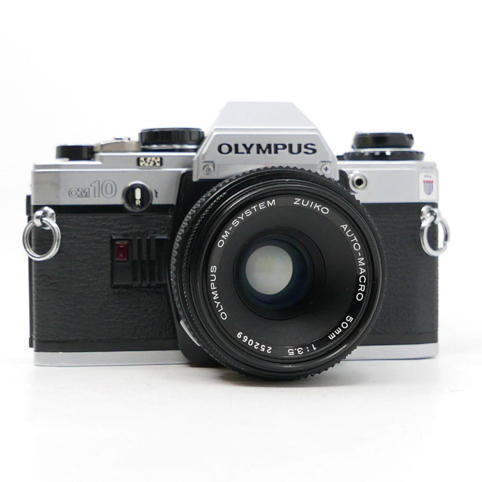 Olympus Olympus OM-10 SLR + Zuiko Auto-Macro 50mm 3.5 Lens (Used)