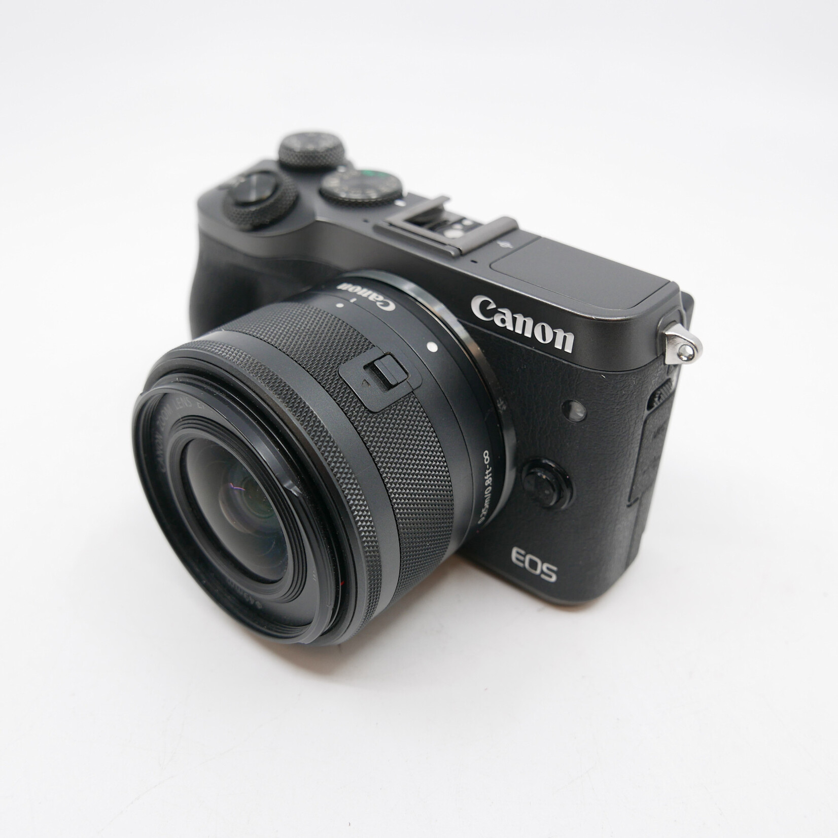 Canon Canon EOS M6 w/15-45mm f/3.5 (Used)