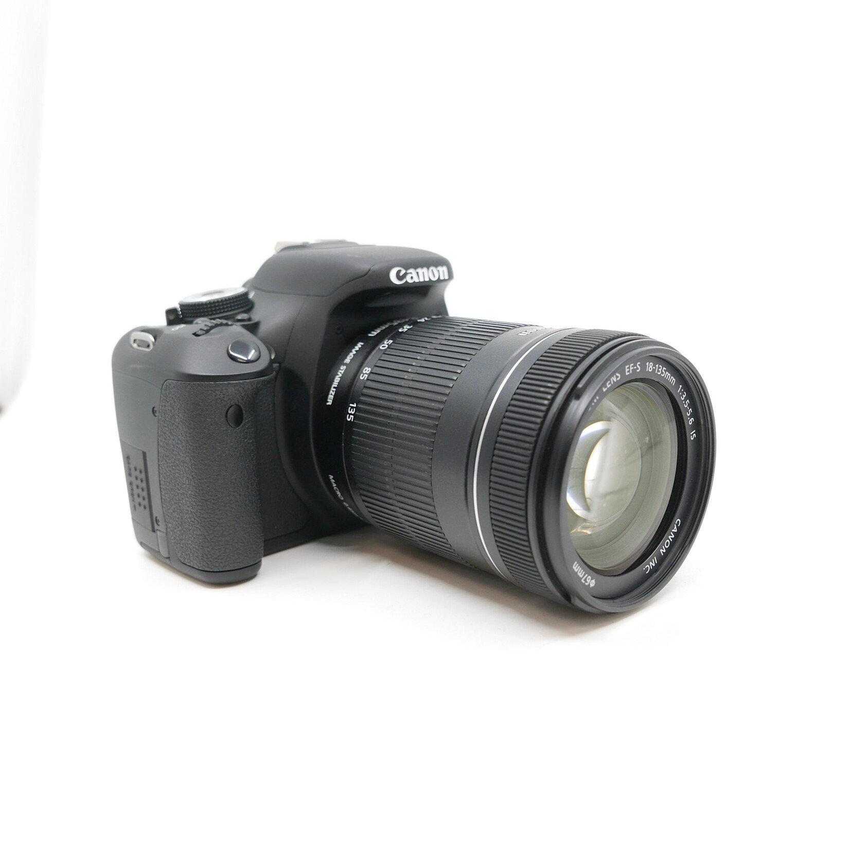 Canon Canon EOS Rebel T3i w/ 18-135mm 1:3.5-5.6 IS (Used)