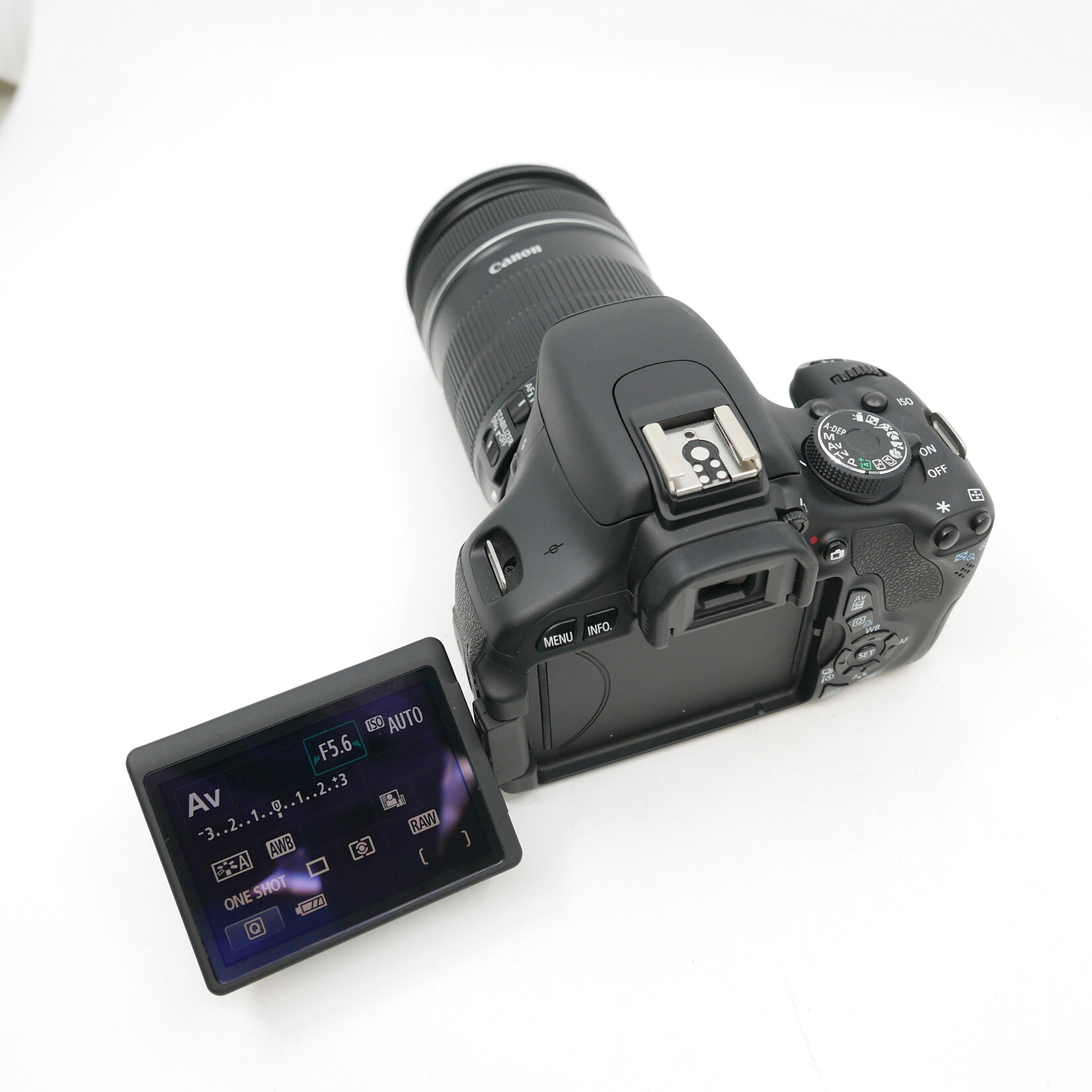 Canon Canon EOS Rebel T3i w/ 18-135mm 1:3.5-5.6 IS (Used)