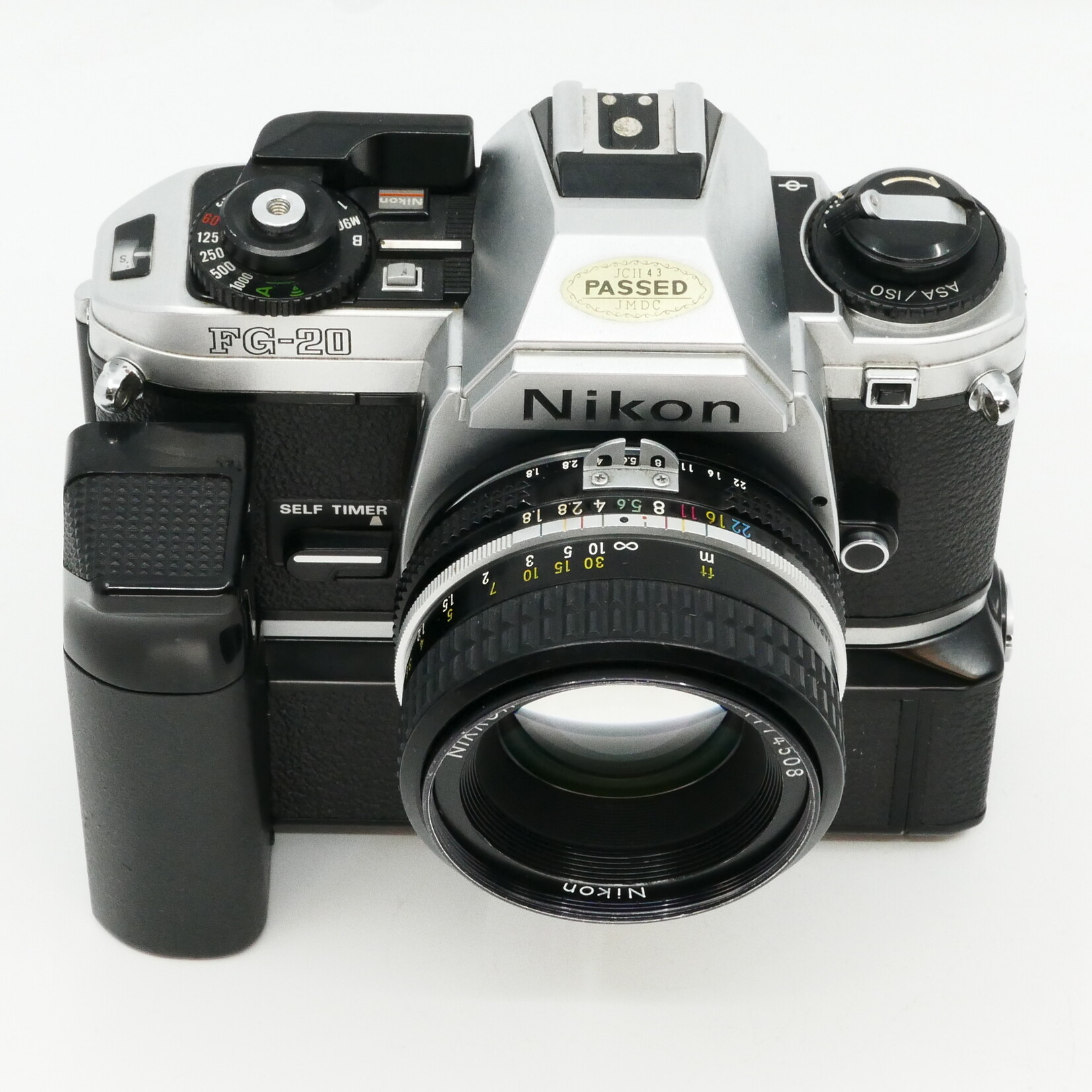 Nikon Nikon FG-20 w/ 50mm f/ 1.8 (Used)