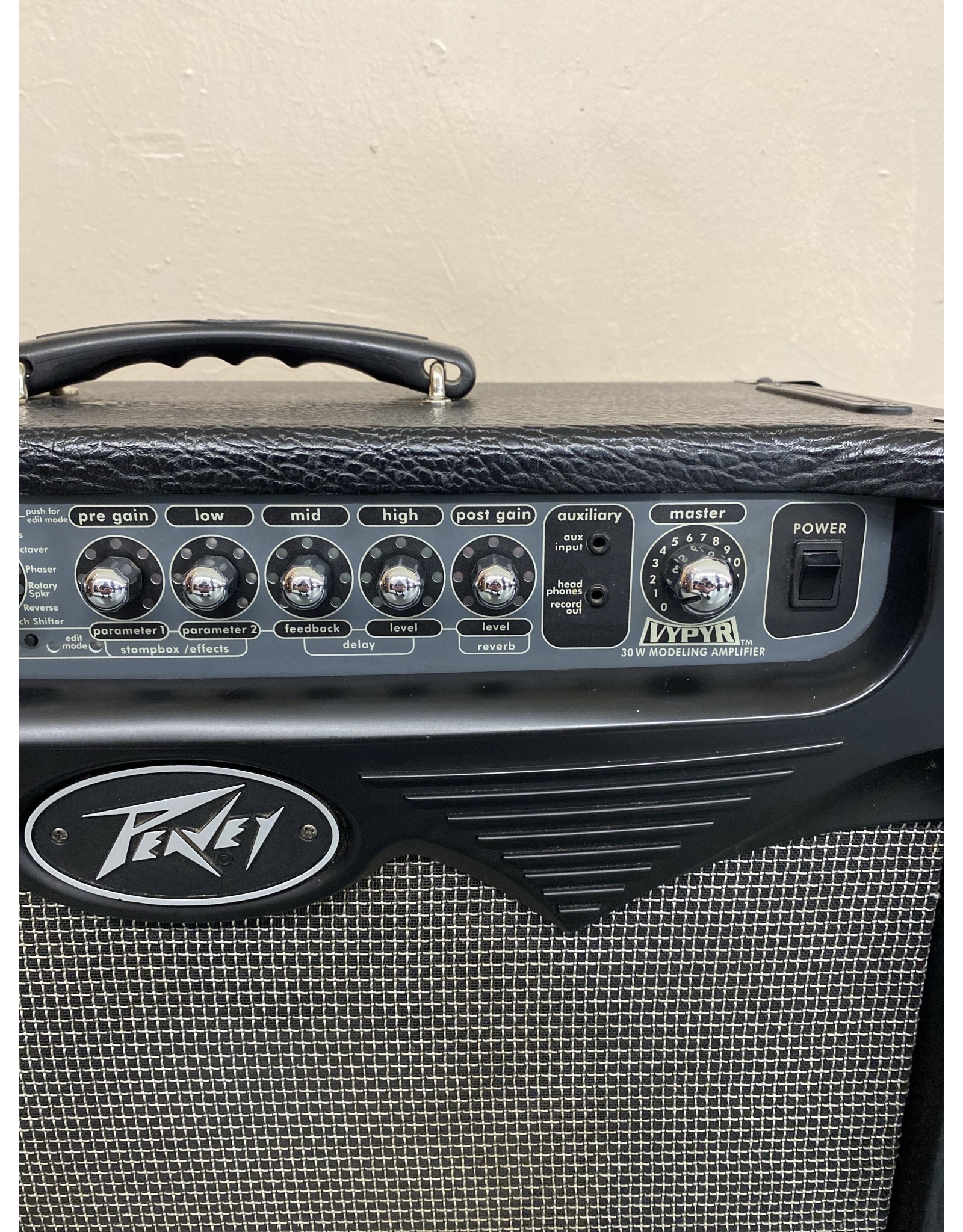 peavey vypyr 30 watt modeling amp