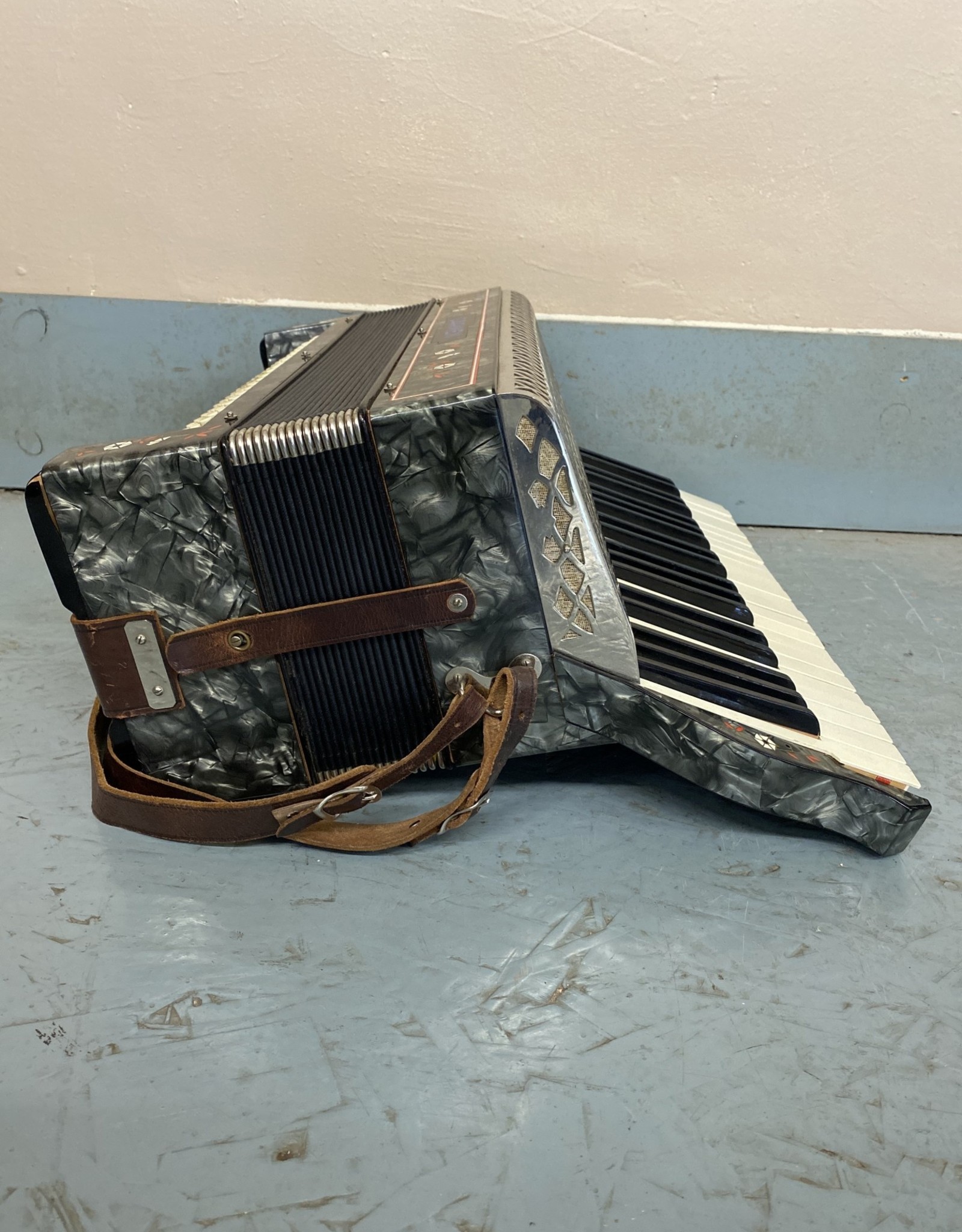 Hohner Carmen Piano Accordion (used) Backwoods Guitar LLC