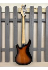 Peavey Peavey International Series Milestone II Sunburst 4-String Bass (used)