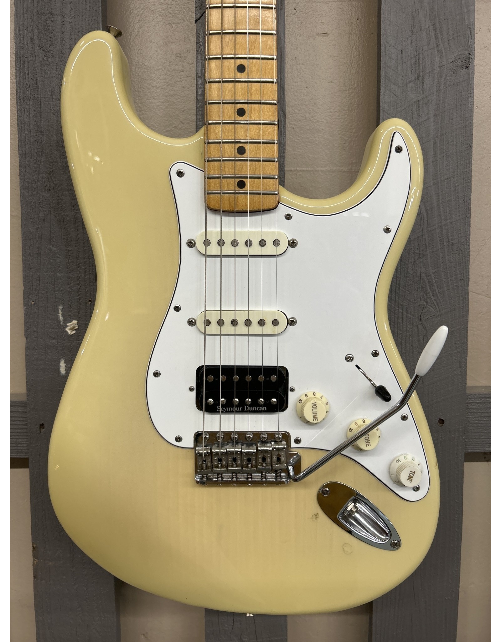 Fender Fender Stratocaster MIM 1995 W/Obsidian Wiring (Used)