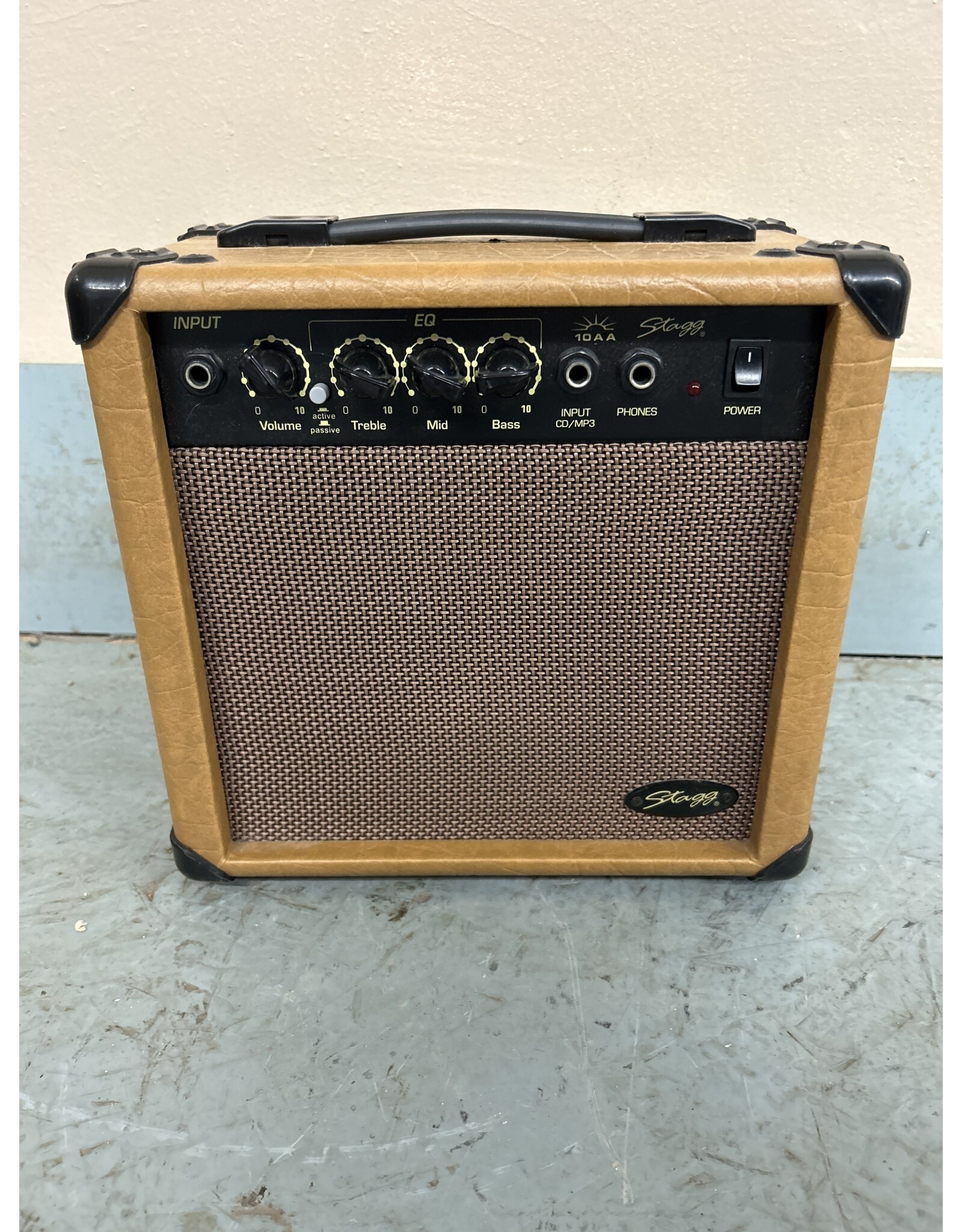 Stagg Stagg 10 AA 10-Watt Combo Amp  (Used)