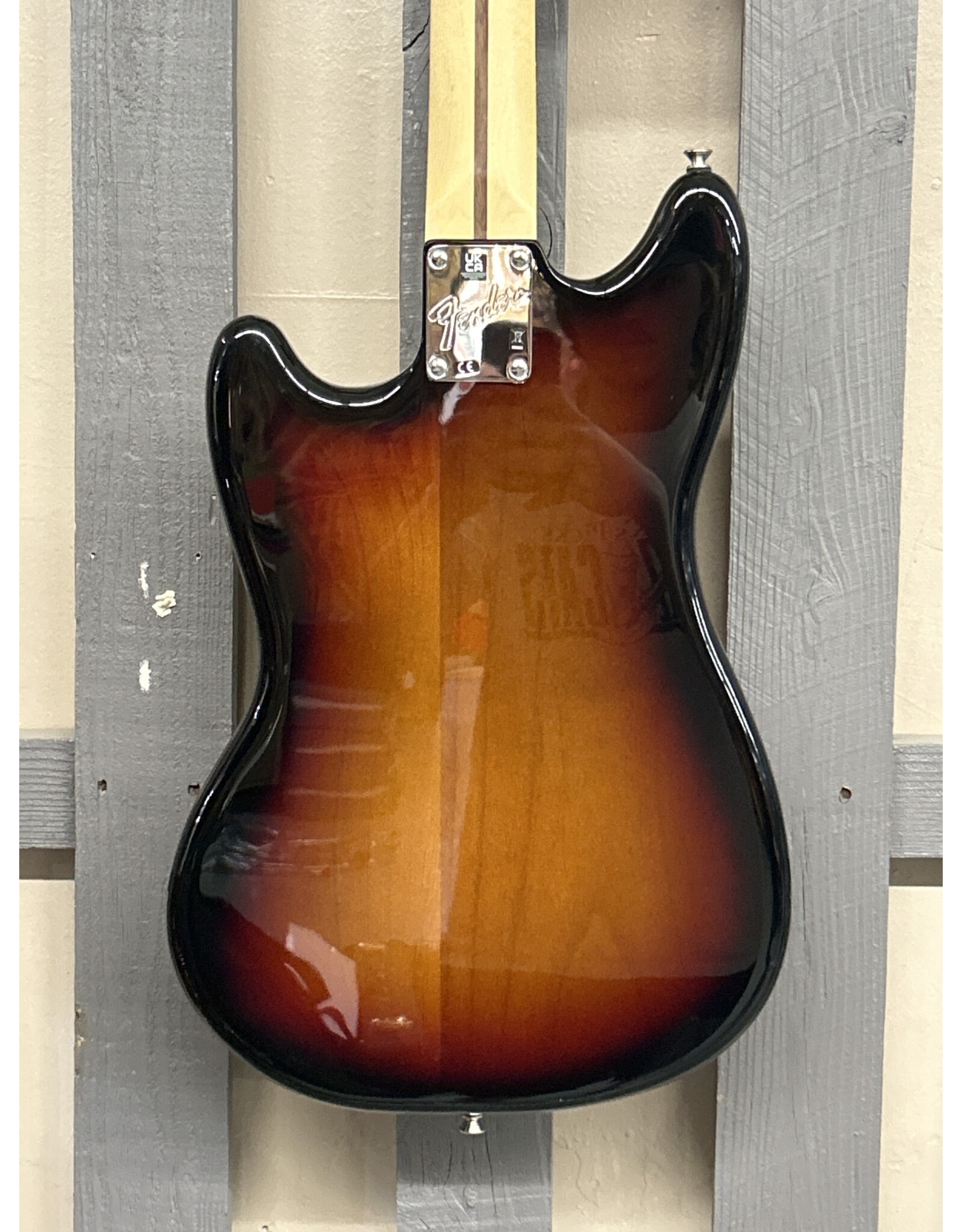 Fender American Performer Mustang, 3Color Sunburst Backwoods Guitar