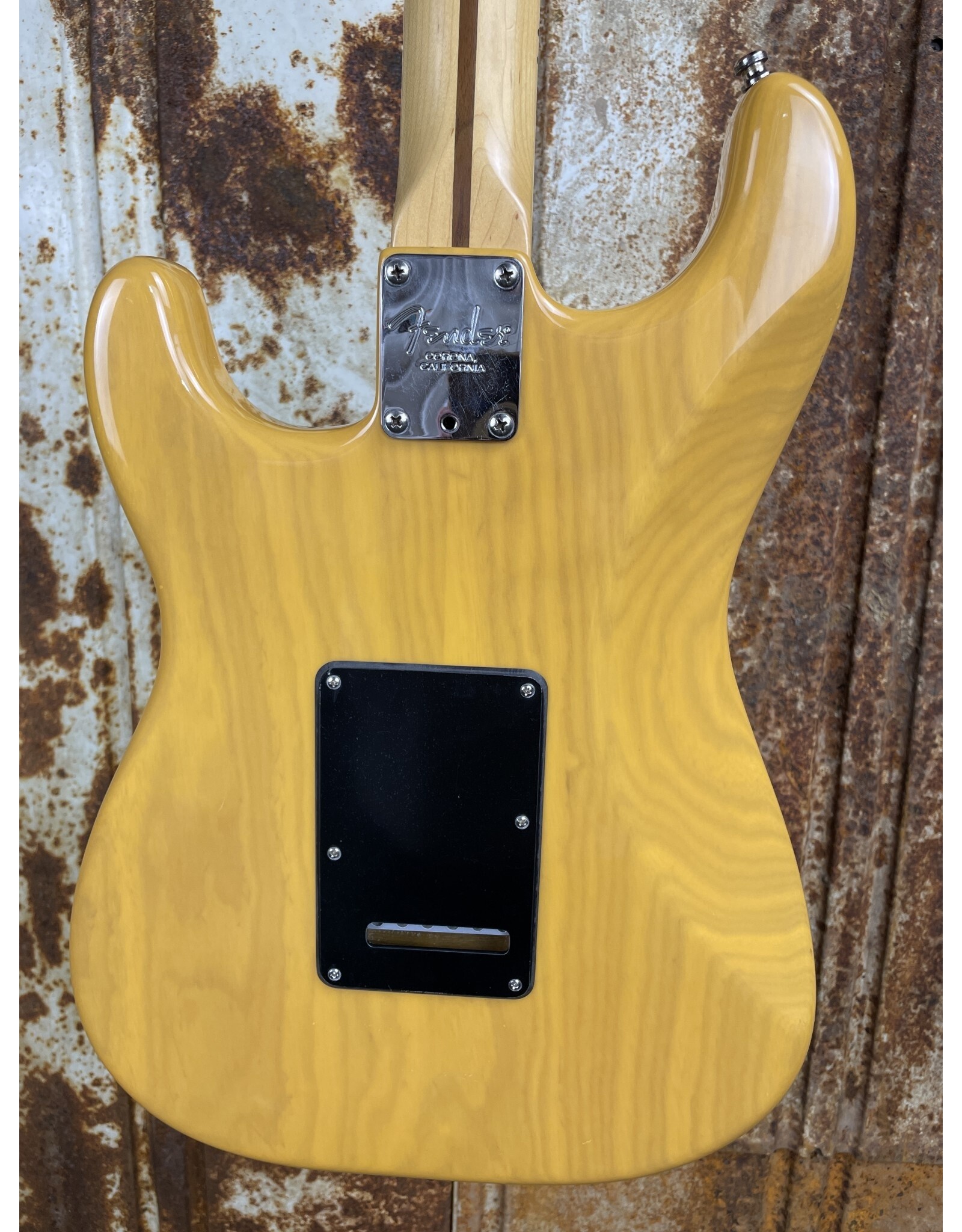 Fender Stratocaster FSR 2002 USA Special Edition Butterscotch Blonde