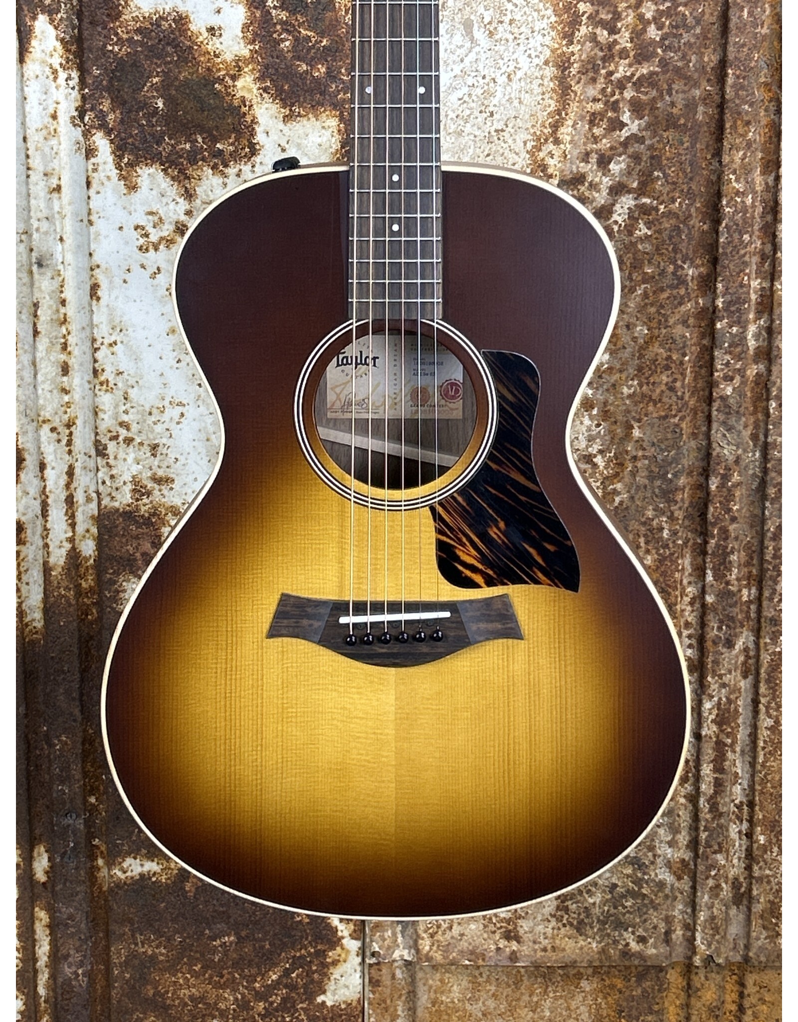 Taylor Guitars Taylor AD12e-SB Grand Concert Walnut Acoustic-Electric - 3003
