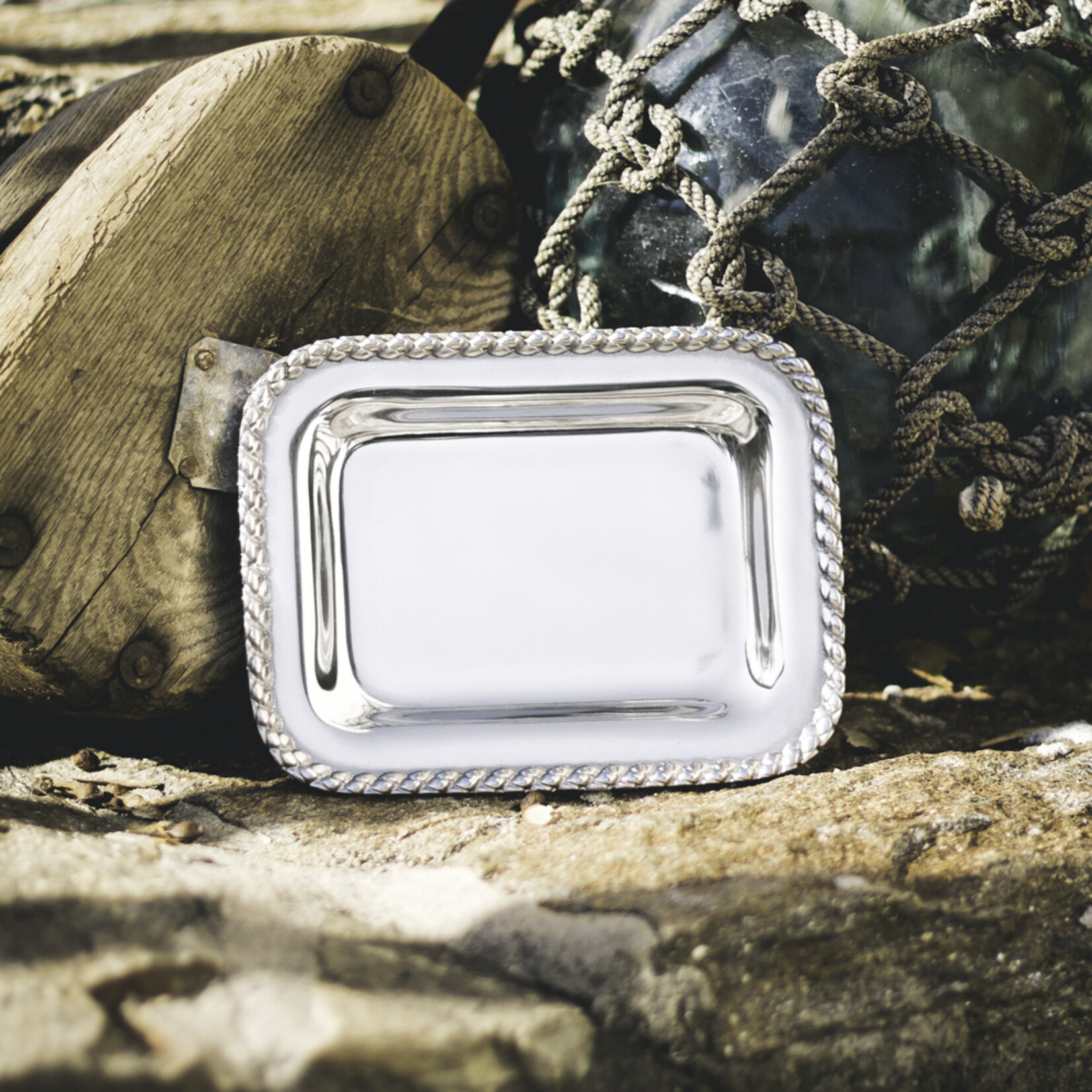 Extra Small Masthead Tray