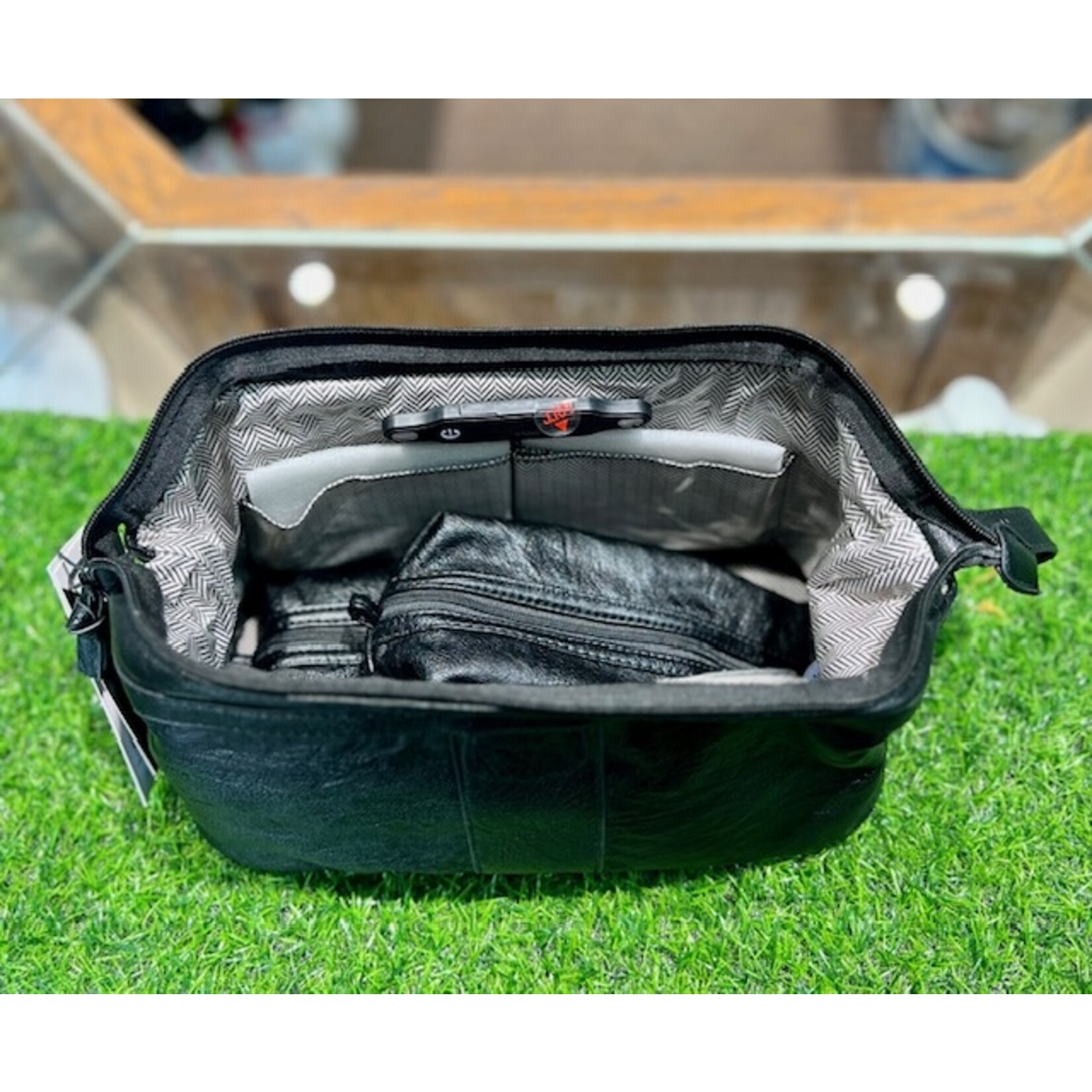 Men's Litt Toiletry Case - Black