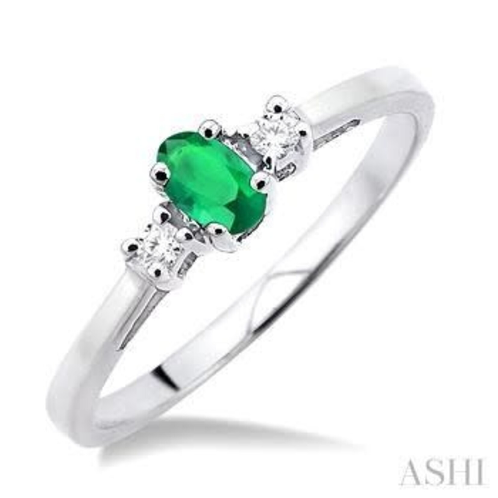 10k White Gold Emerald & Diamond Ring