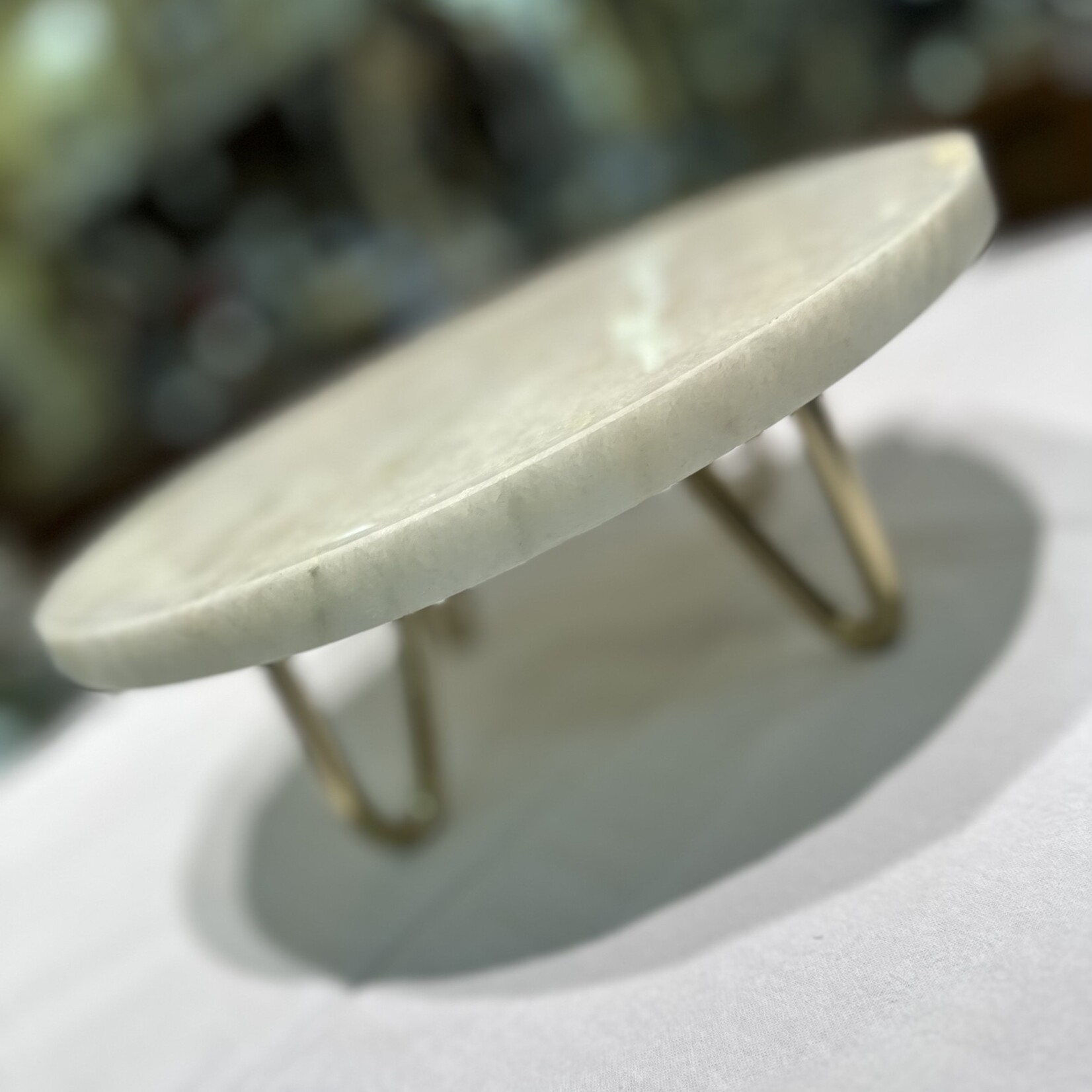 CAKE PLATE GOLD STAND Betty's Birdsall Jewelry, Fine Gifts & Accents