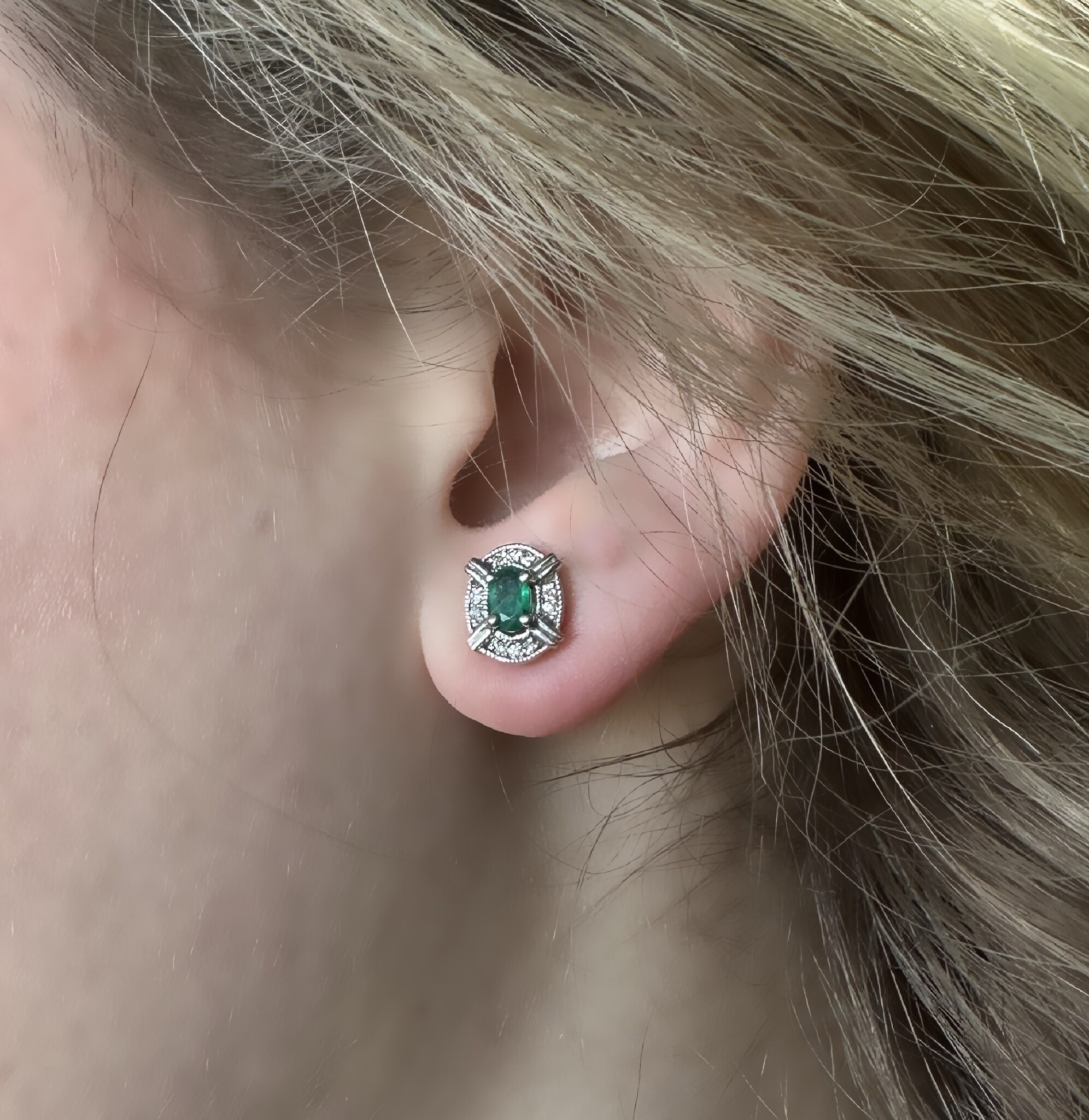 10k White Gold Emerald & Diamond Earrings