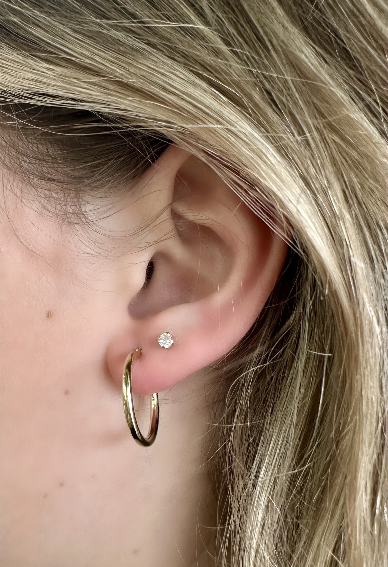 14k Polished 2x20mm Lightweight Tube Hoop Earrings Betty's Birdsall