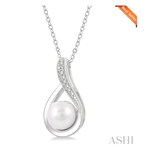 Sterling Silver Pearl and Diamond Pendant with Chain